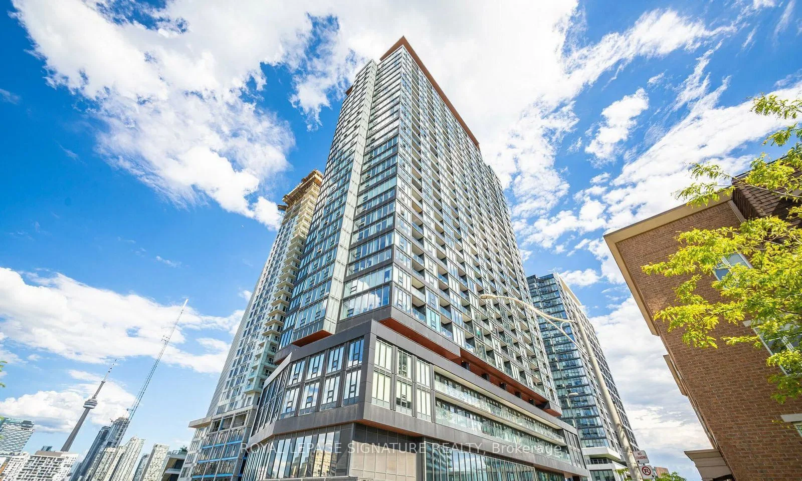 19 Western Battery Road 3207, Toronto C01, On M6k 0e3