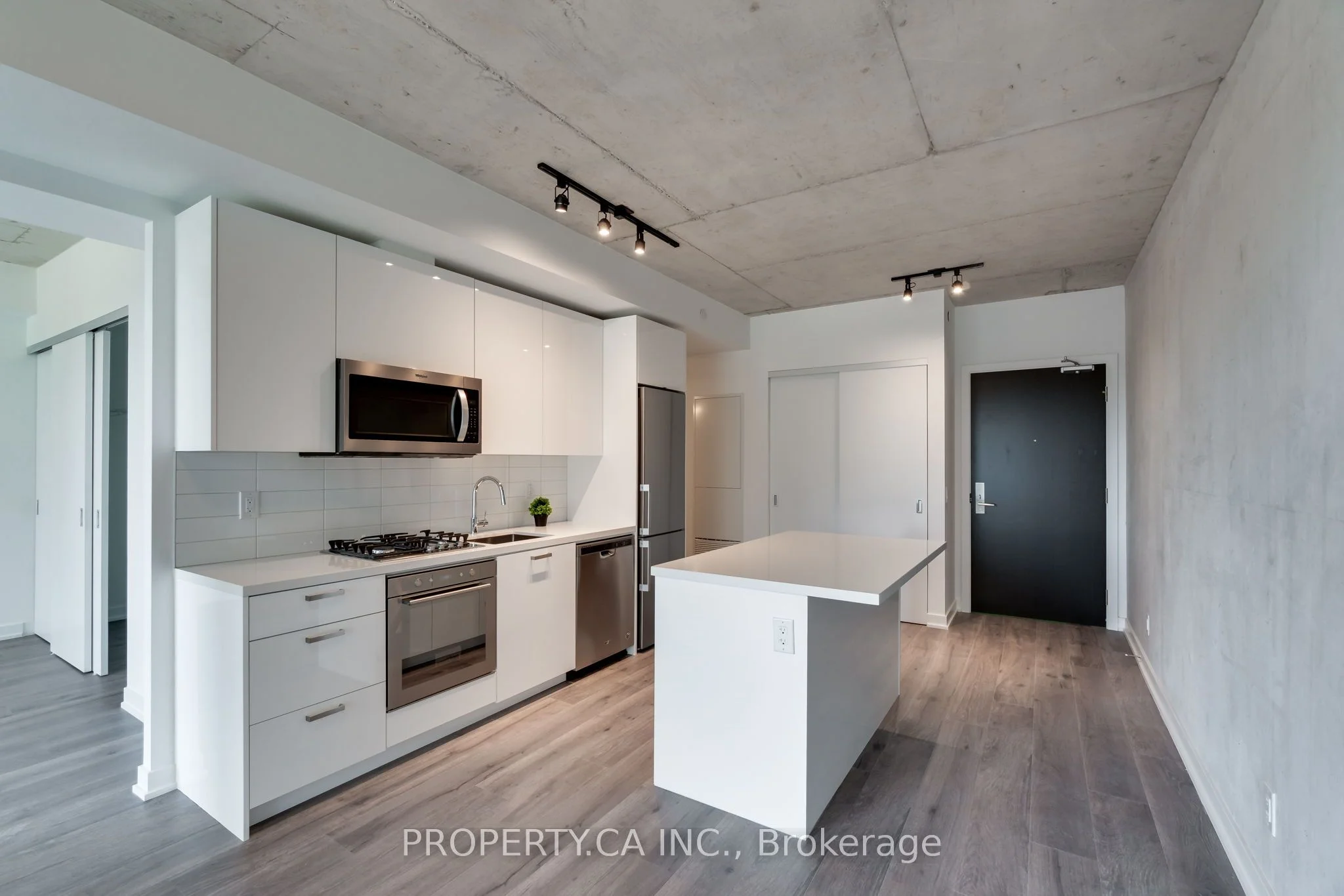 Co-op Apartment in Toronto