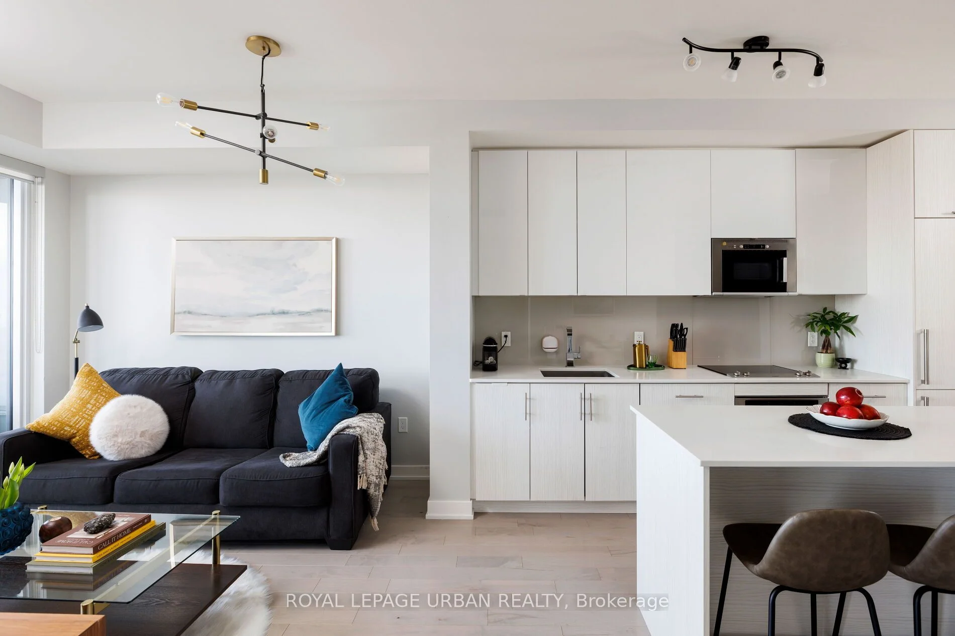 330 Richmond Street W 1006, Toronto C01, On M5v 0m4