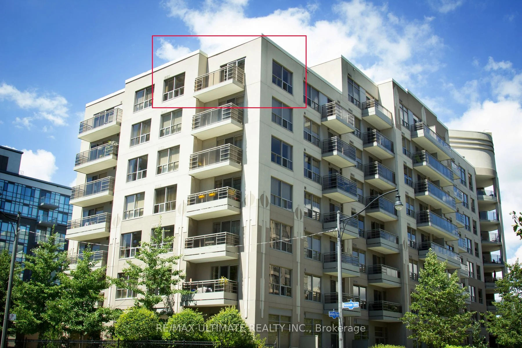 Condo Apartment in Toronto