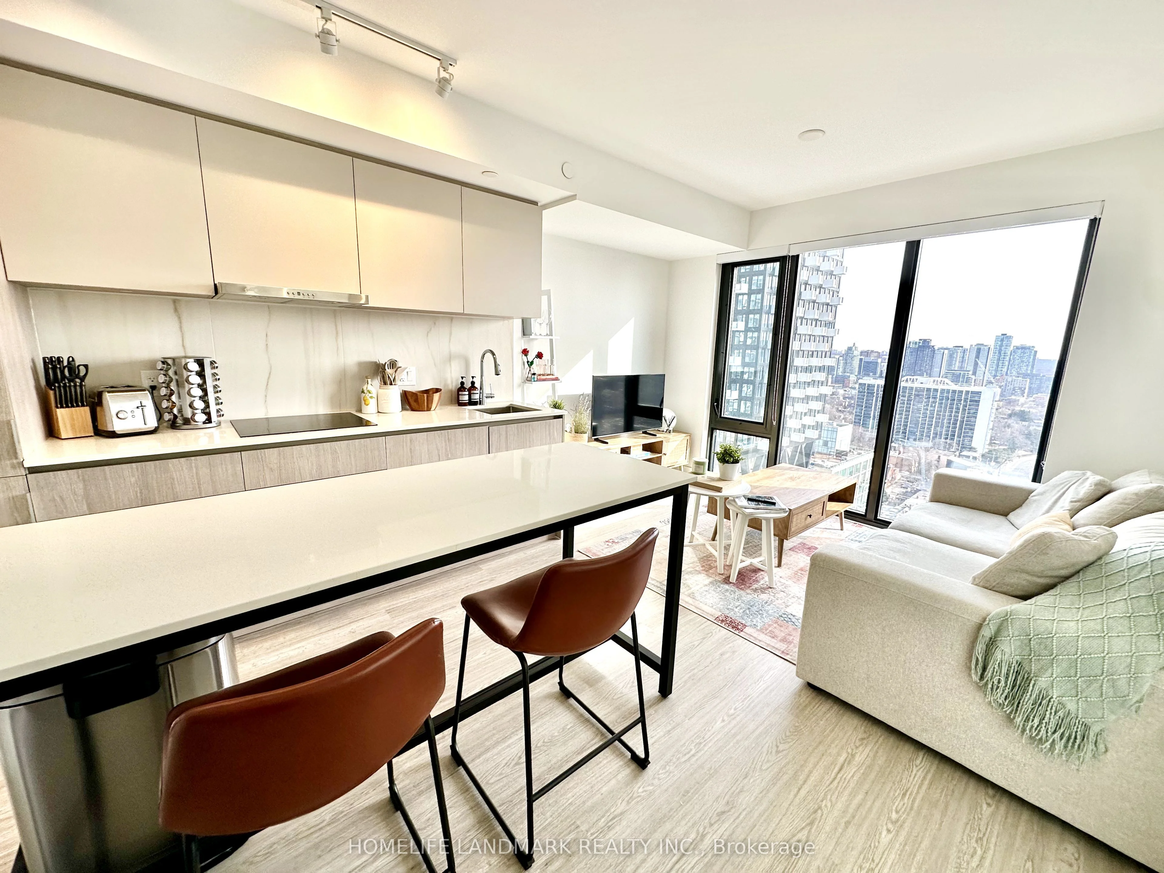47 Mutual Street 2306, Toronto C08, On M5b 0c6