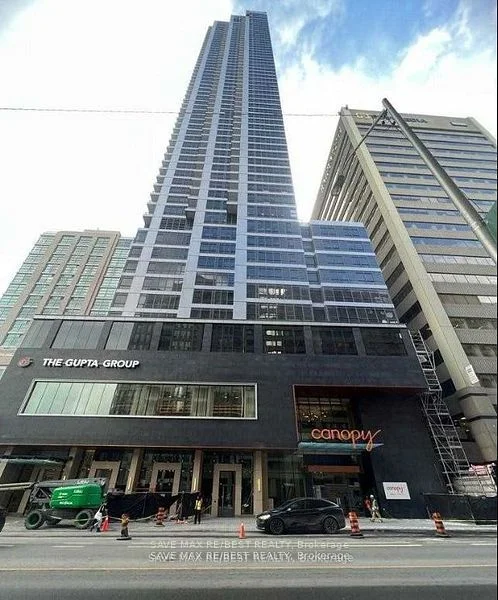 395 Bloor Street E 4208, Toronto C08, On M4w 0b4