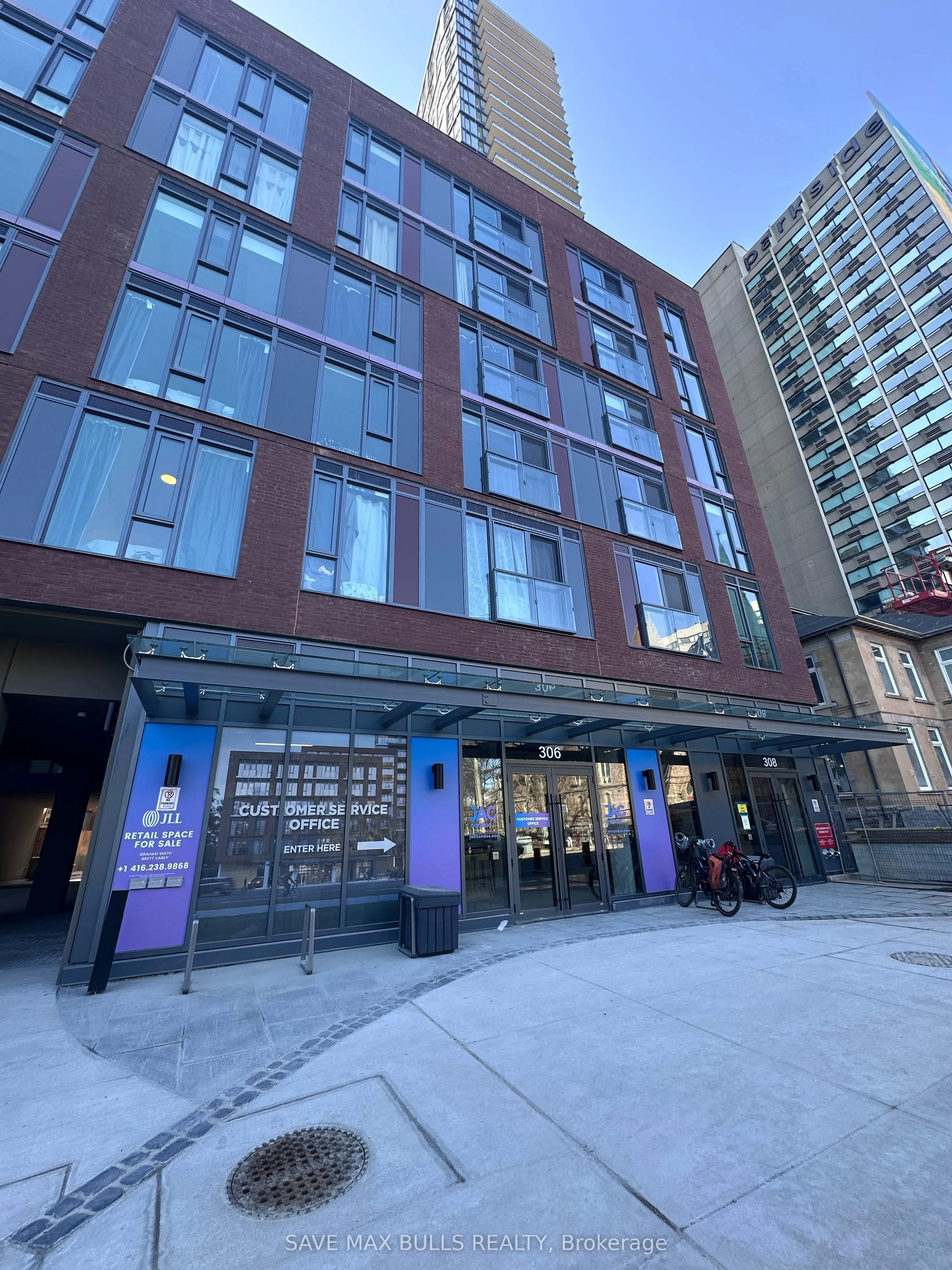 308 Jarvis Street 2210, Toronto C08, On M5b 0e3