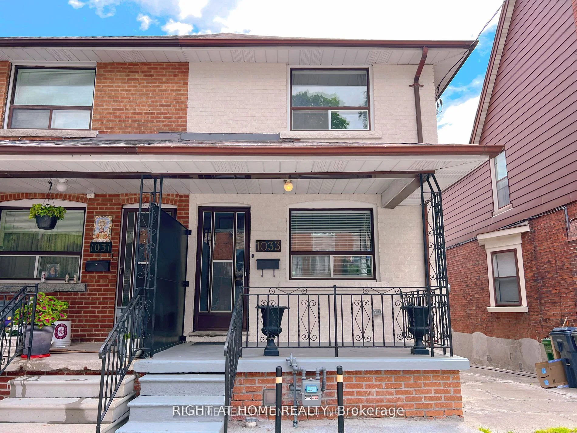 1033 Davenport Road, Toronto C02, On M6g 2c1