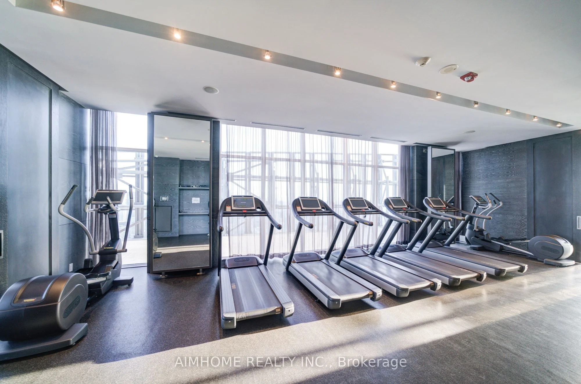 1080 Bay Street 2804, Toronto C01, ON M5S 0A5