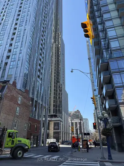 771 Yonge Street 508, Toronto C02, On M4w 0b8