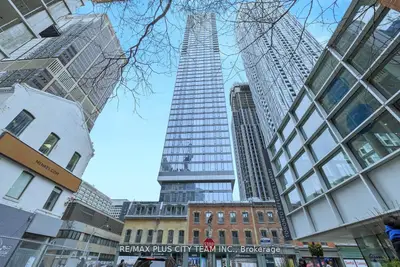 8 Cumberland Street 607, Toronto C02, On M4w 0b6