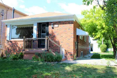 Detached in Toronto