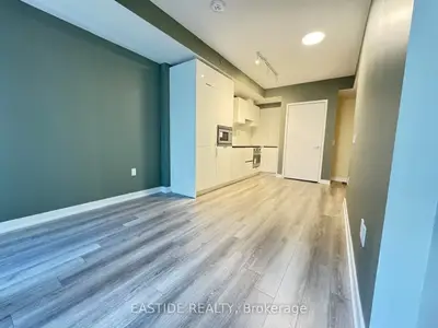 121 St Patrick Street 1719, Toronto C01, On M5t 0b8