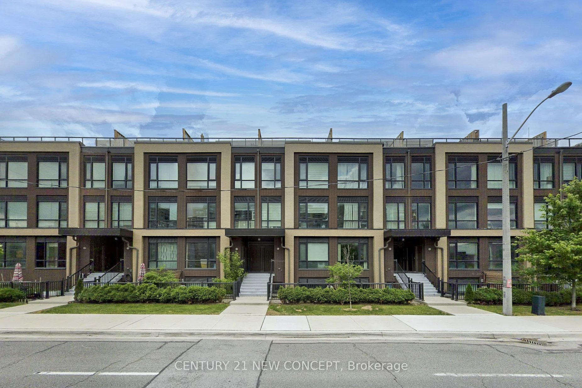 639 Lawrence Avenue W 320, Toronto C04, On M6a 1a9