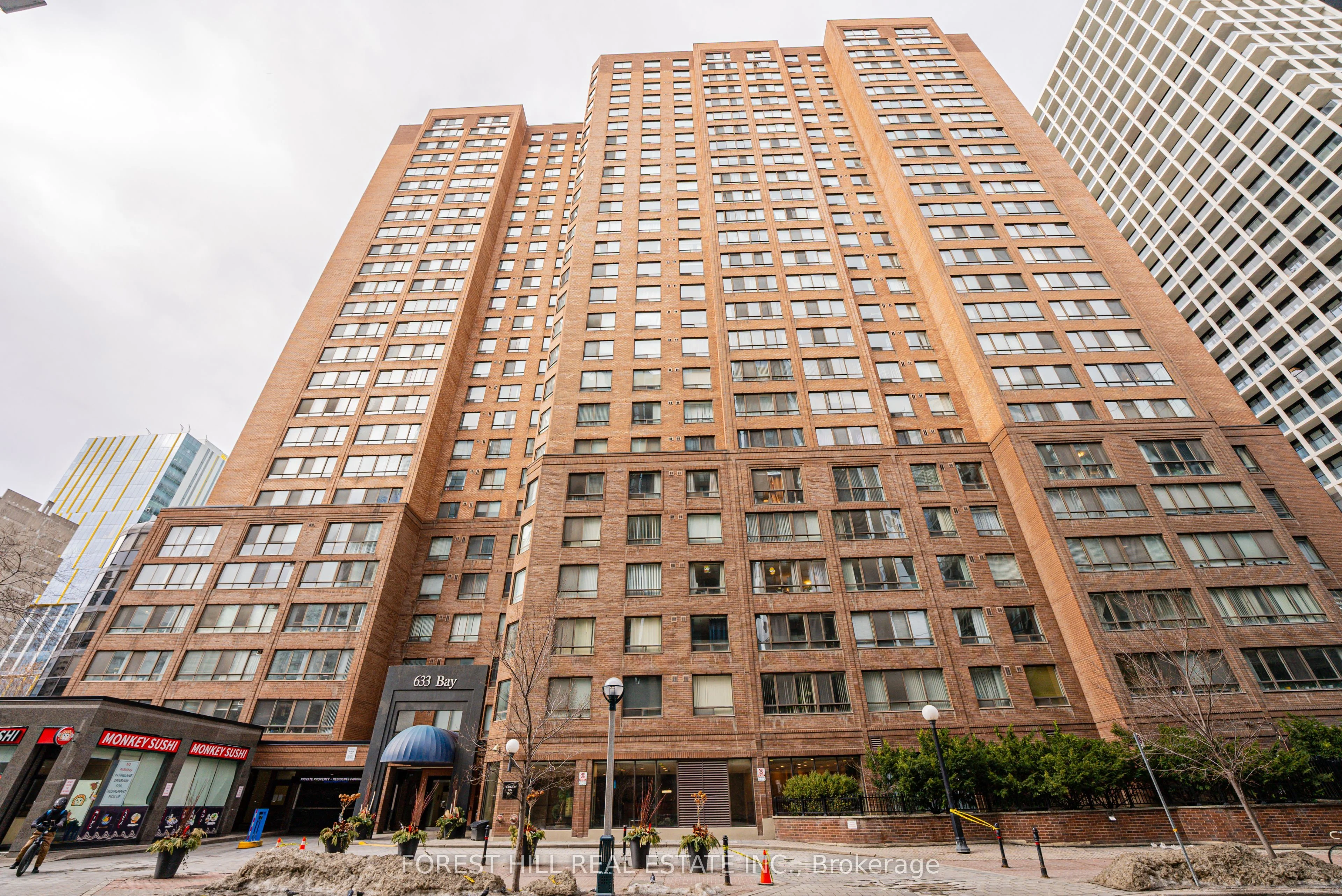 Condo Apartment in Toronto