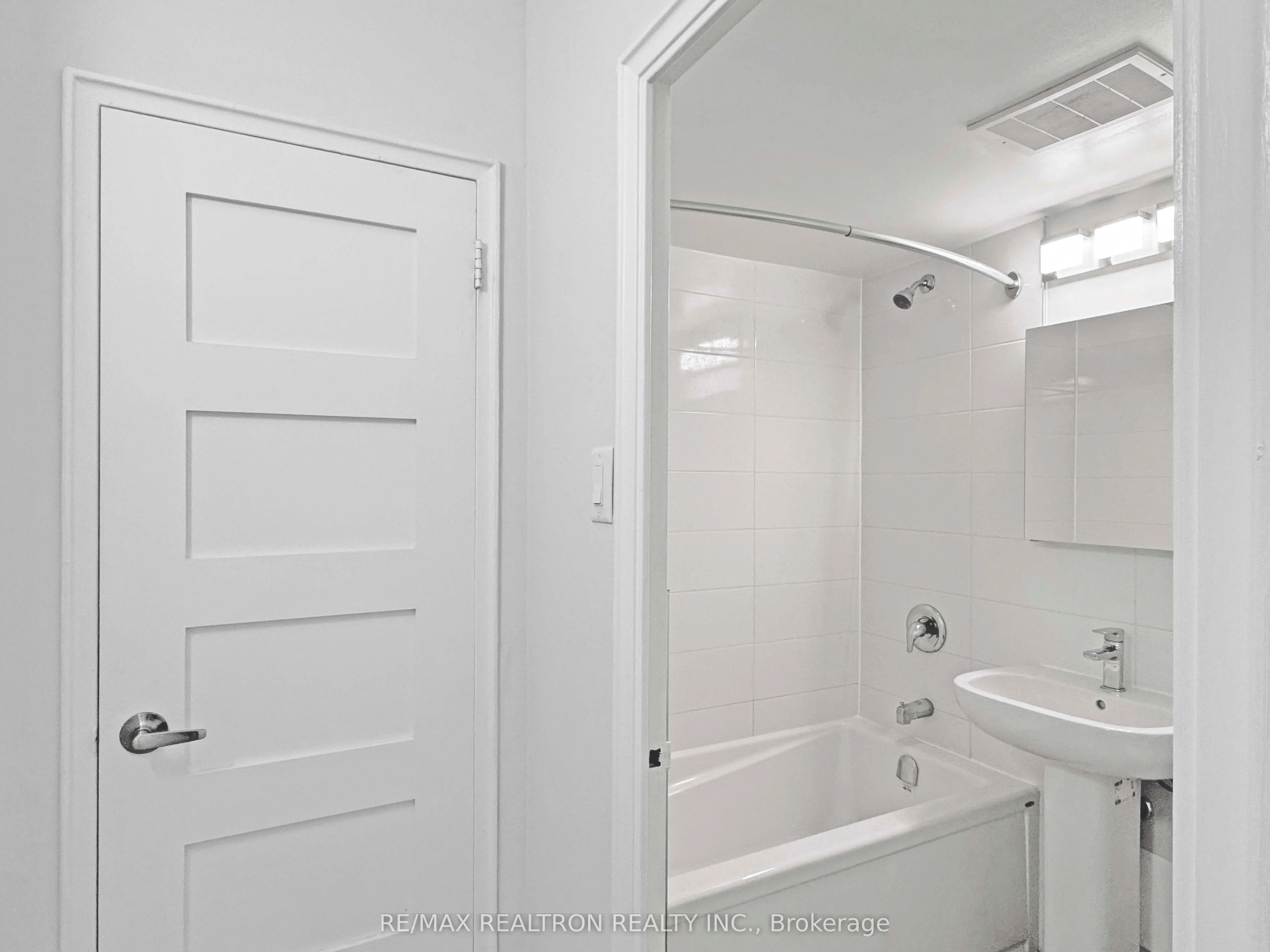 276 St George Street 407, Toronto C02, On M5r 2p6