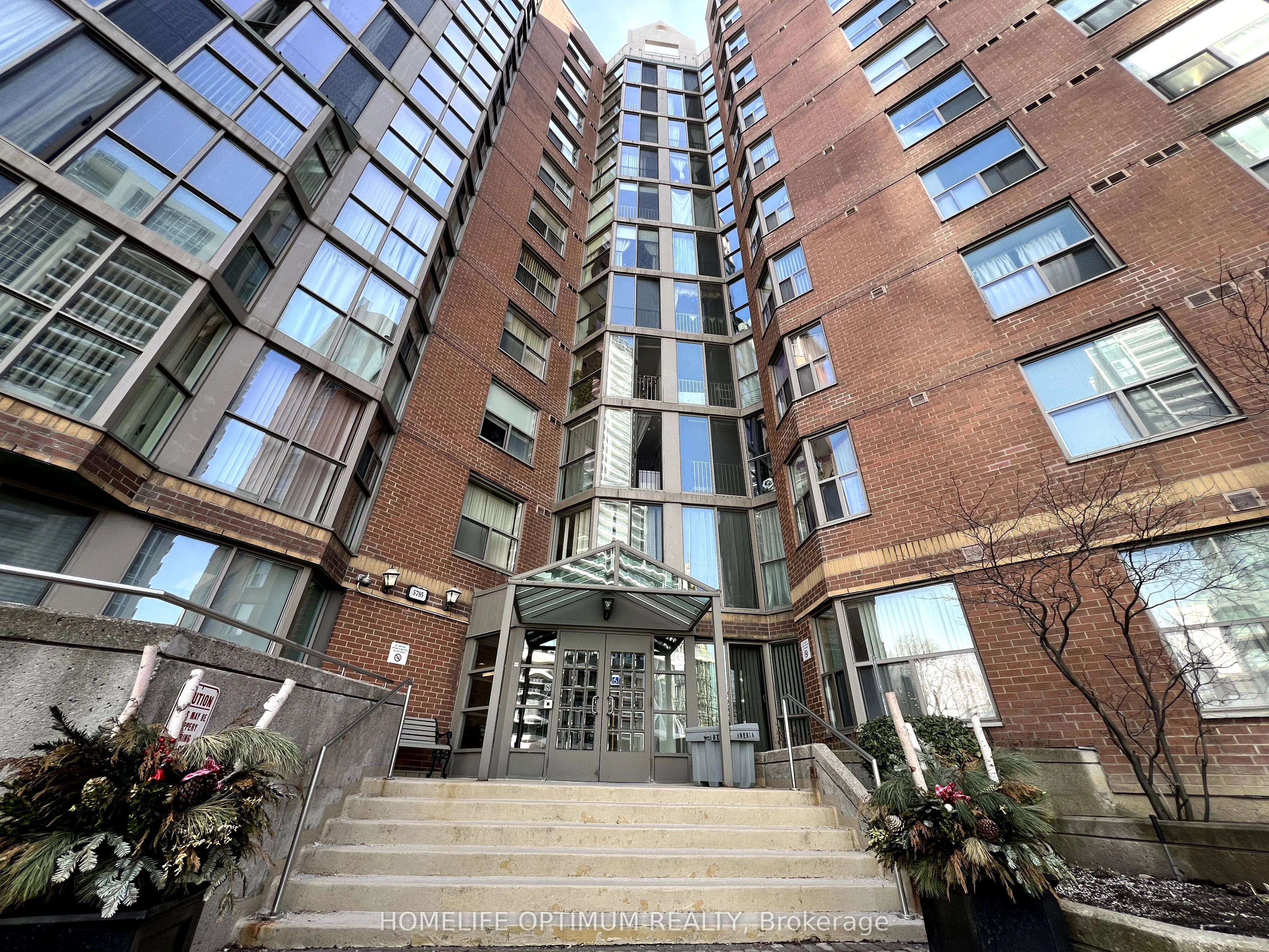 Condo Apartment in Toronto