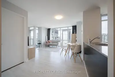 11 Brunel Court 4703, Toronto C01, On M5v 3y3