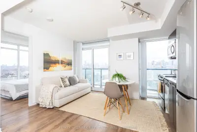 36 Lisgar Street 2121e, Toronto C01, On M6j 3g2
