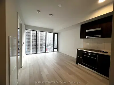 8 Cumberland Street 1105, Toronto C02, On M4w 0b6
