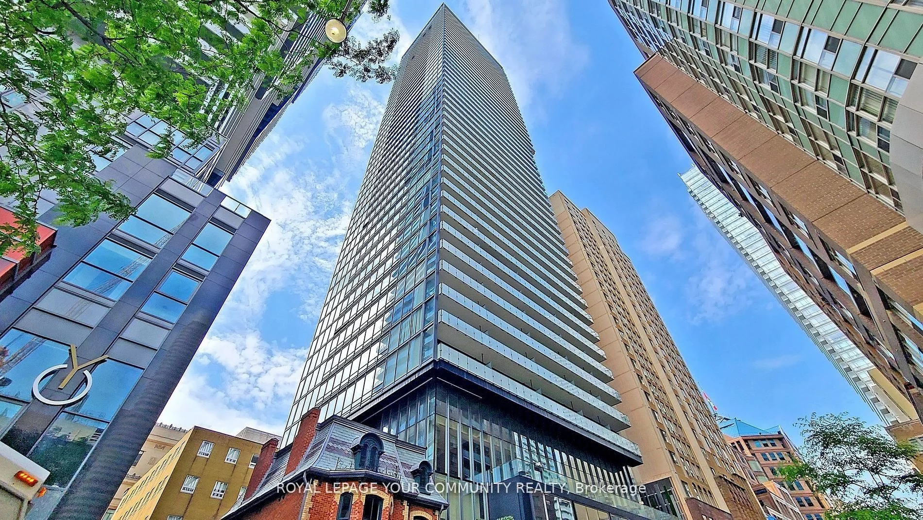 Condo Apartment in Toronto