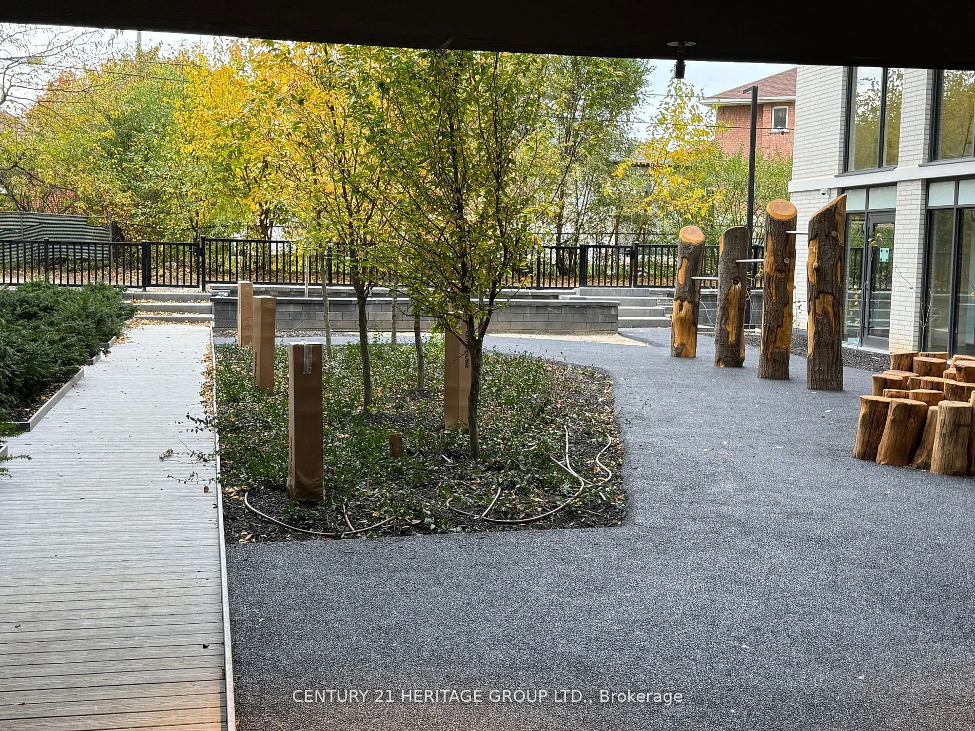 500 Wilson Avenue 452, Toronto C06, ON M3H 0E5