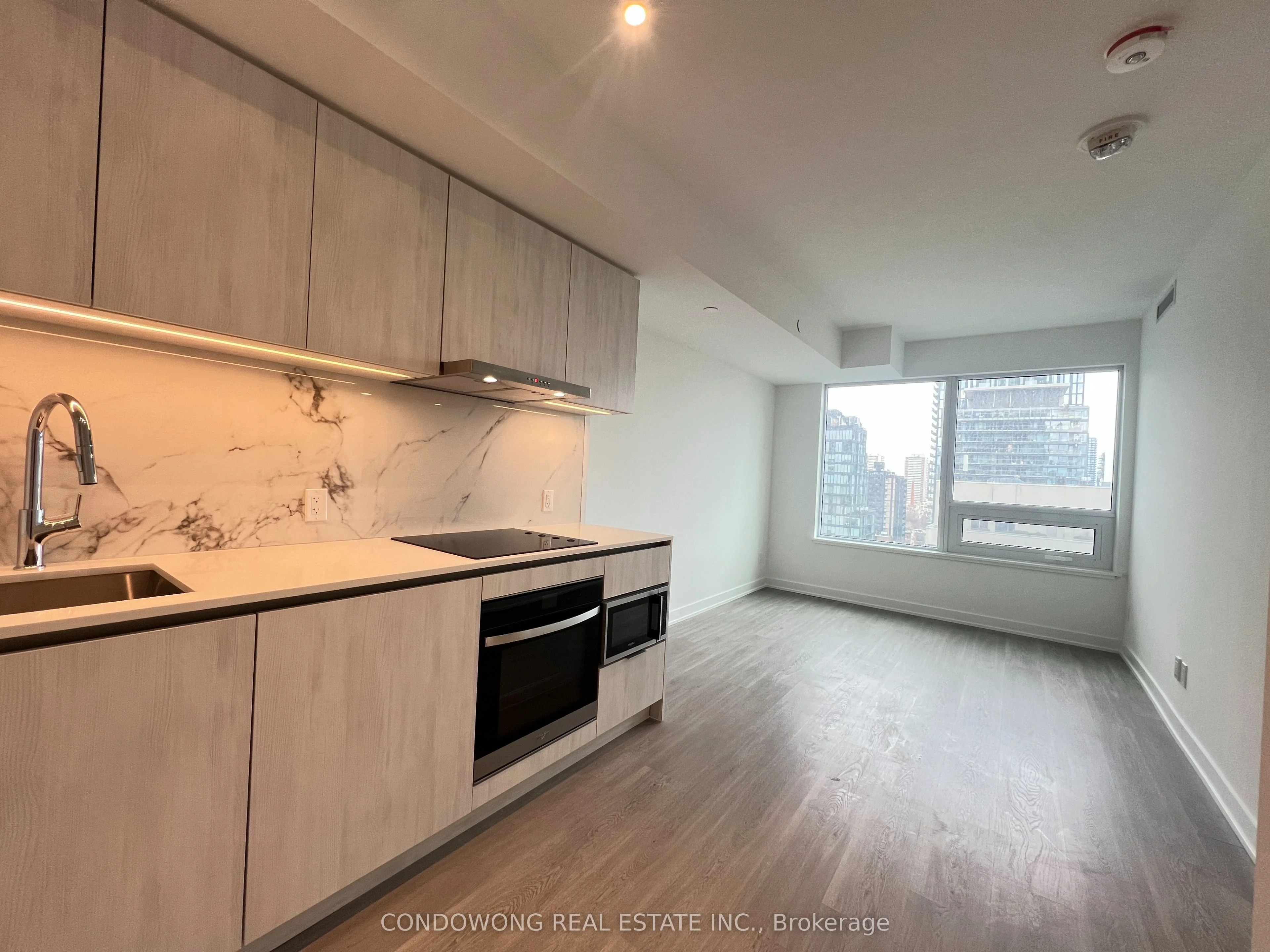 Co-op Apartment in Toronto