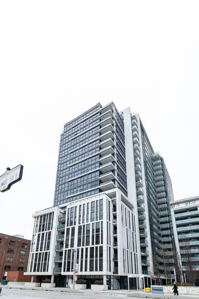 400 Adelaide Street E 2104, Toronto C08, On M5a 4s3