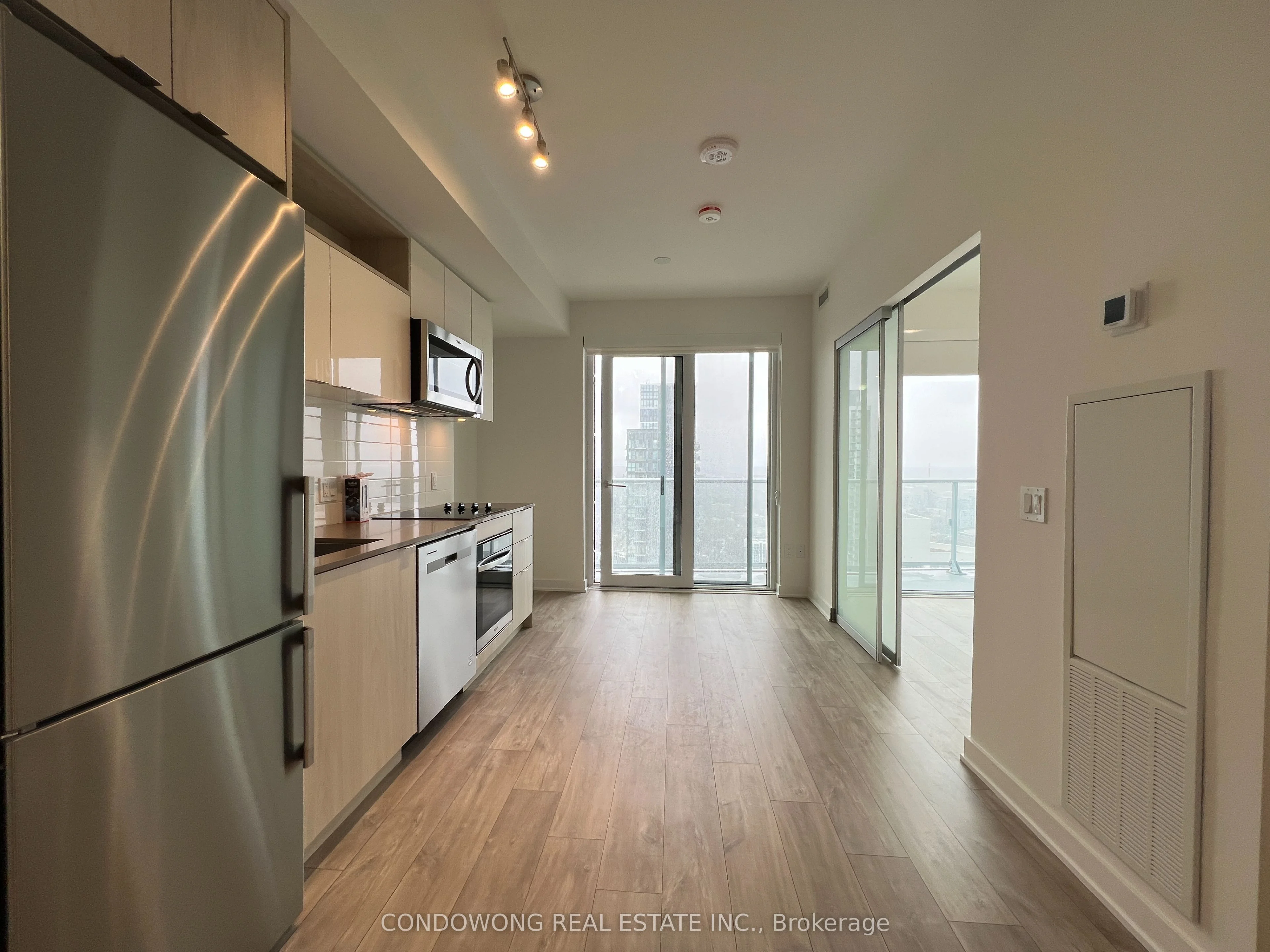 Condo Apartment in Toronto