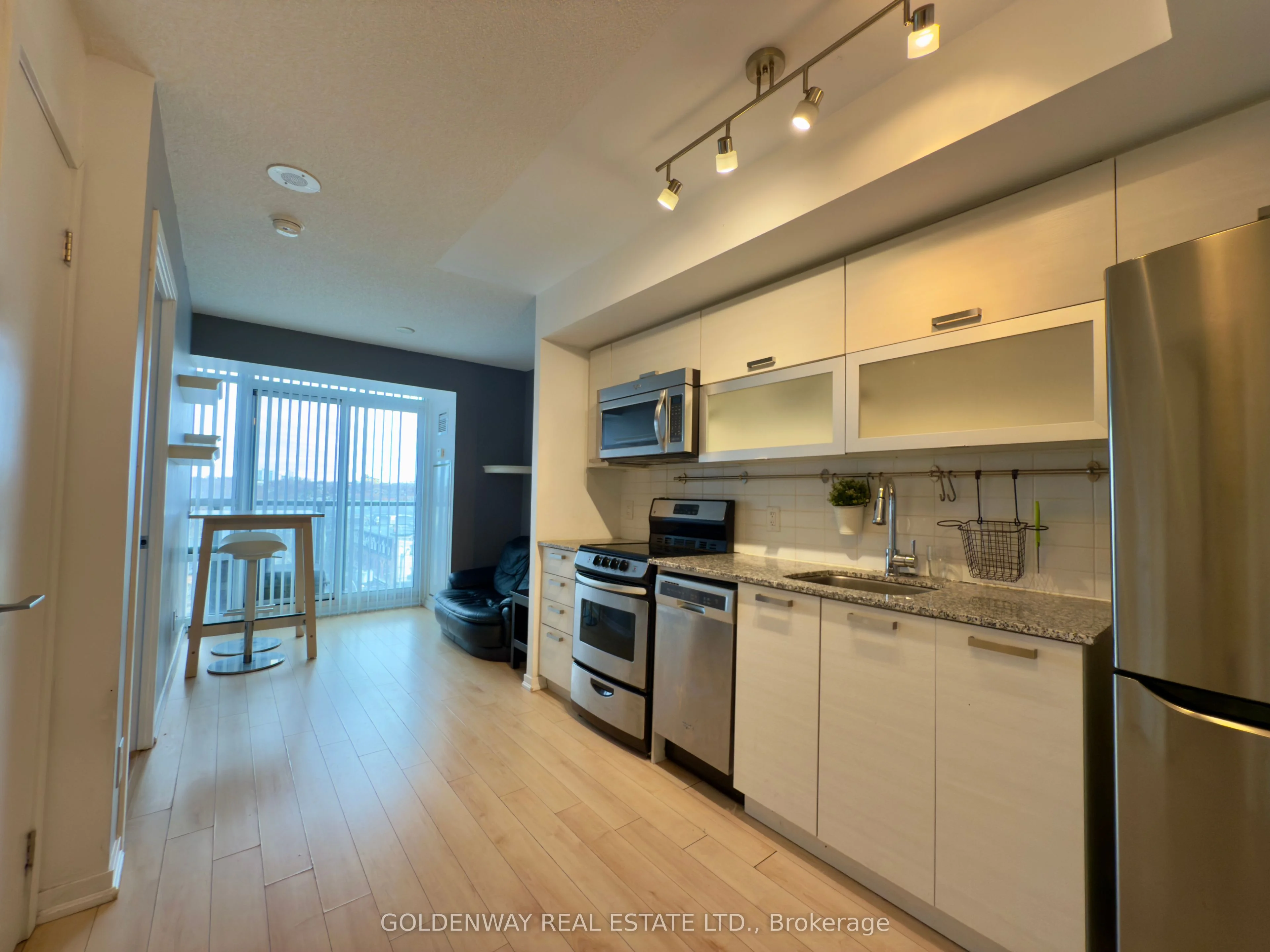 68 Abell Street 733, Toronto C01, ON M6J 0B1