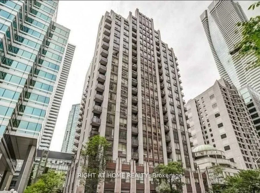 85 Bloor Street E 902, Toronto C08, On M4w 3r7