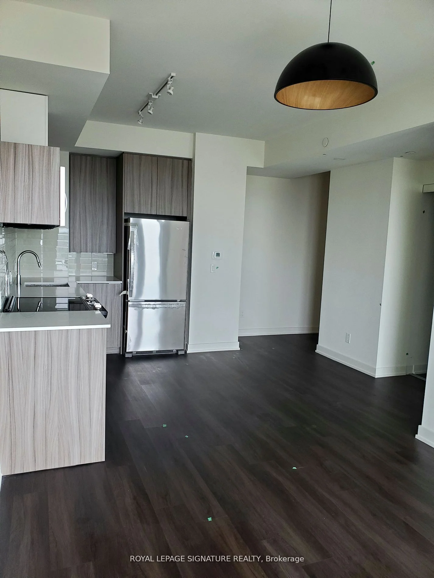 10 Deerlick Court 1504, Toronto C13, ON M3A 0A7