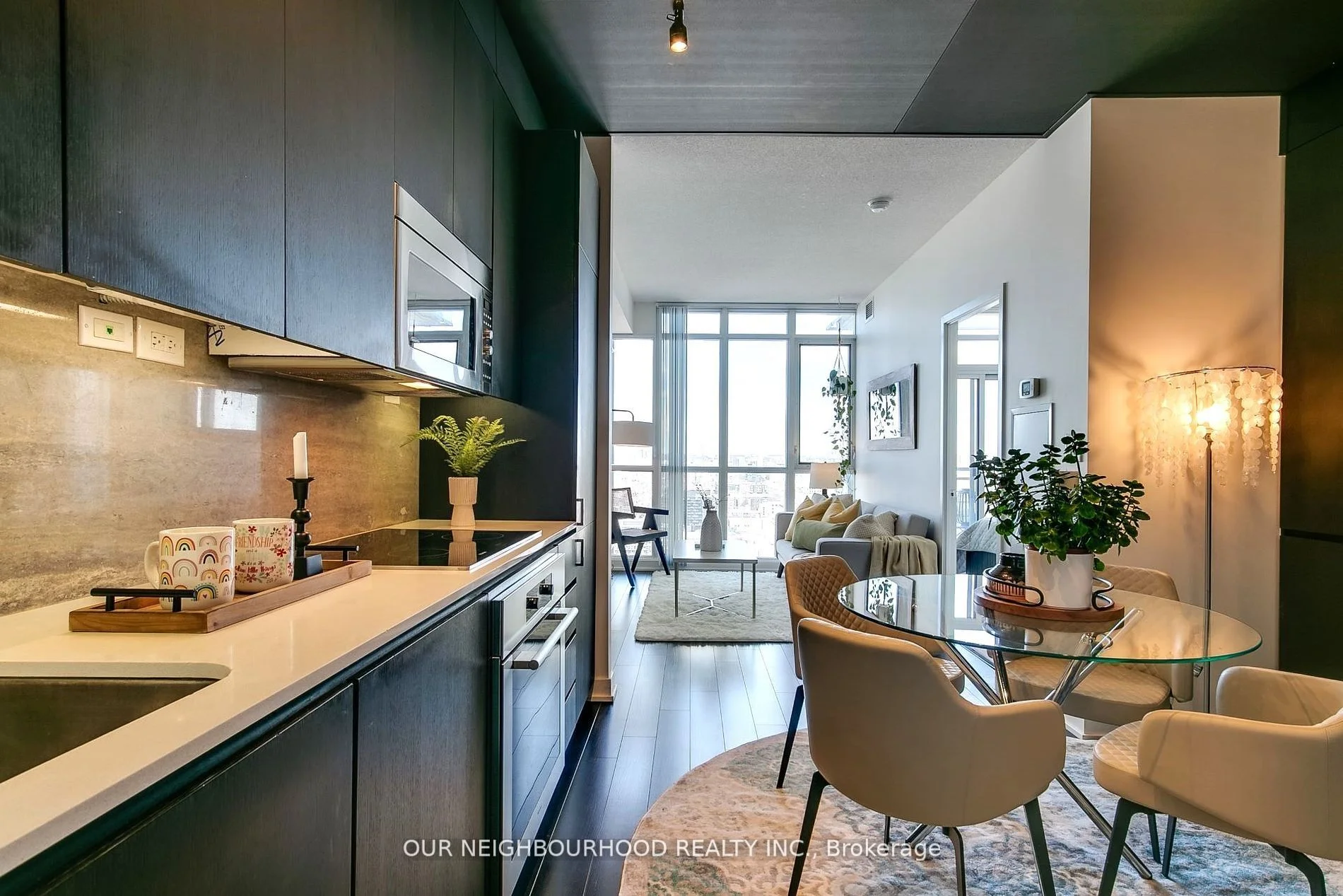15 Iceboat Terrace 3901, Toronto C01, On M5v 4a5