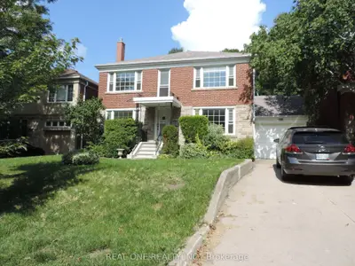 616 Briar Hill Avenue, Toronto C04, On M5n 1n2