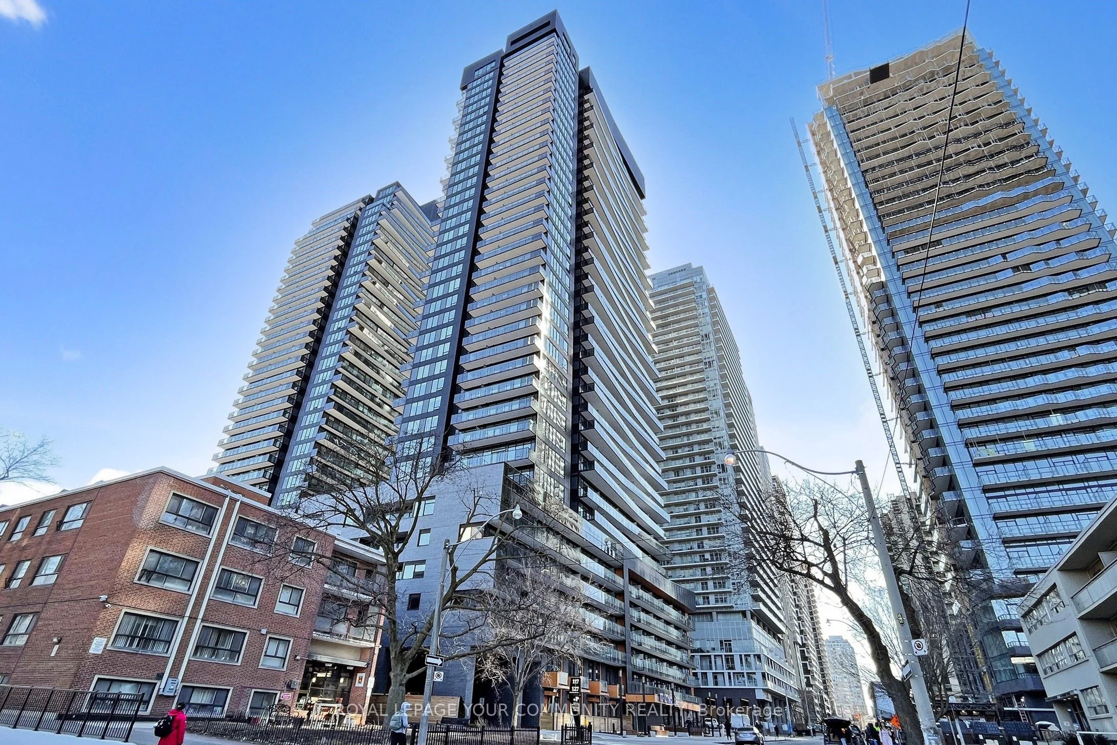 Condo Apartment in Toronto