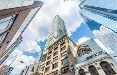 197 Yonge Street 4503, Toronto C08, On M5b 0c1