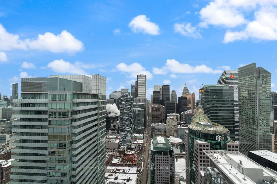 327 King Street W 4706, Toronto C01, ON M5V 0W7