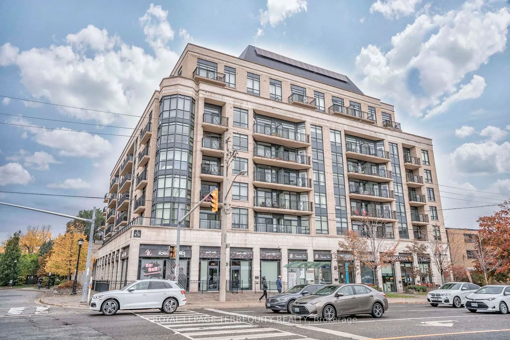 Condo Apartment in Toronto