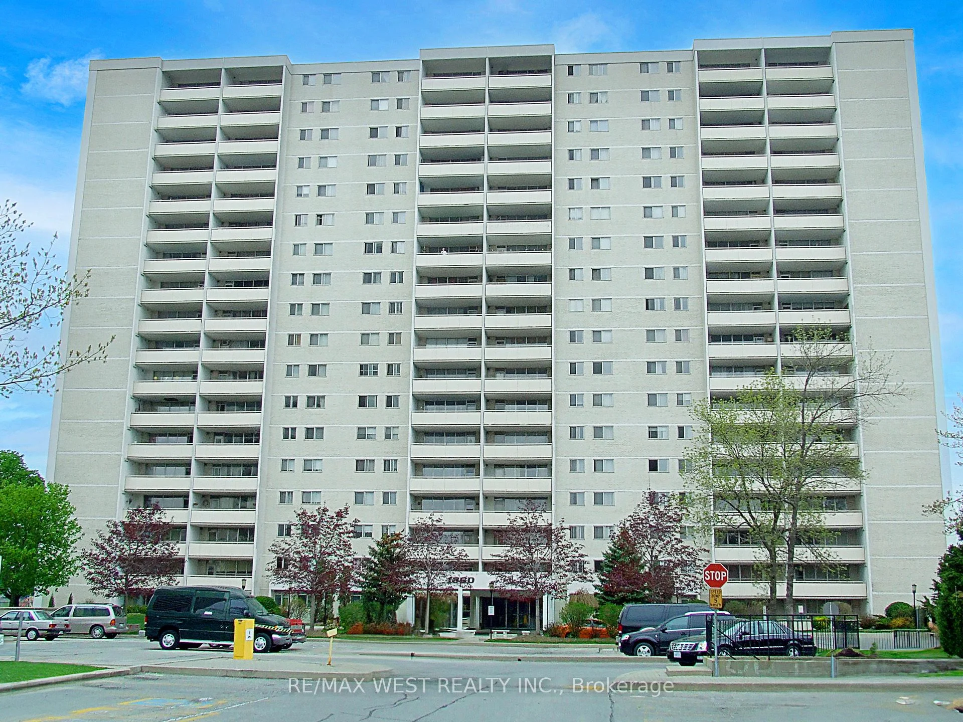 1360 York Mills Road 1802, Toronto C13, On M3a 2a3