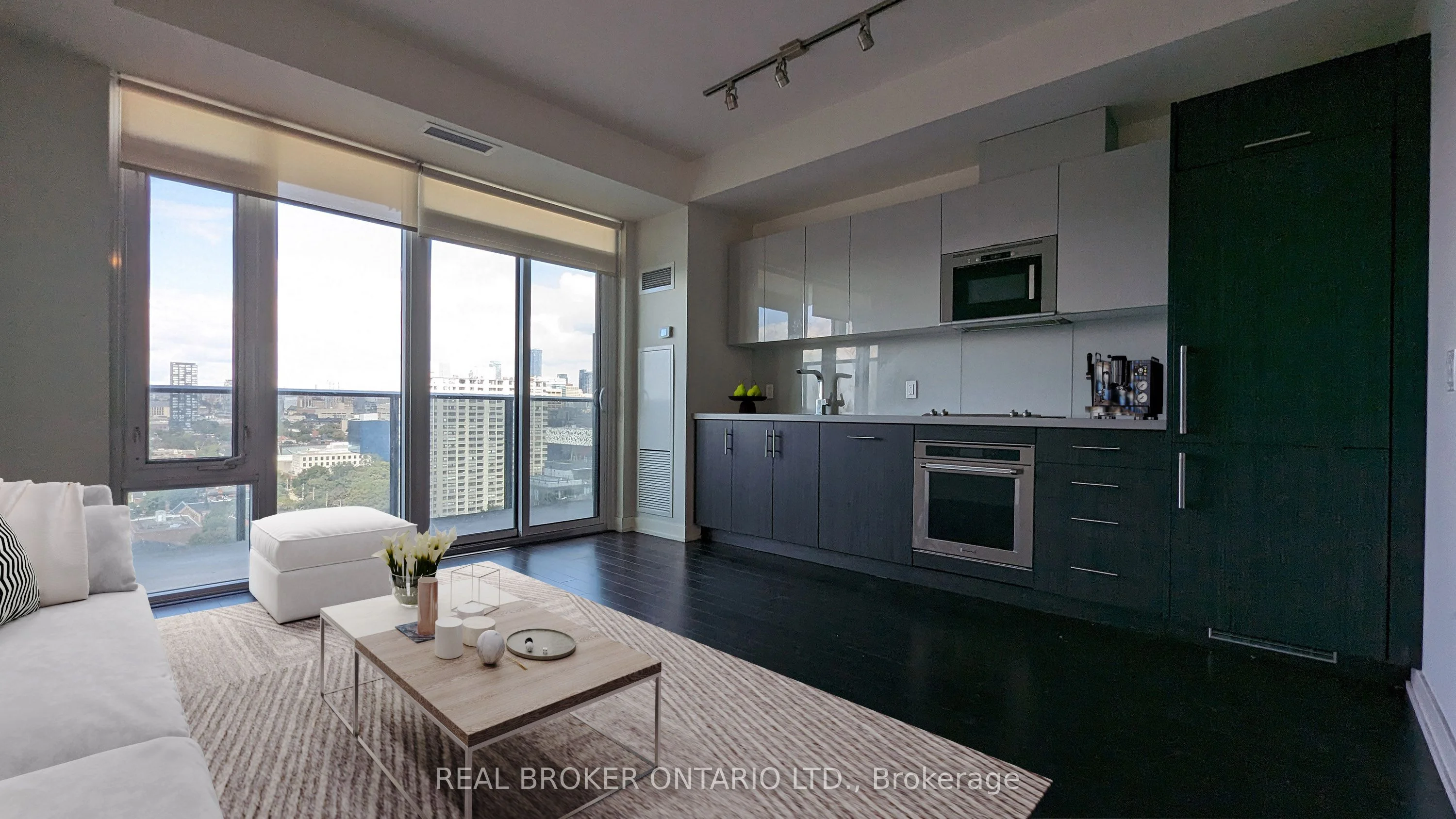 330 Richmond Street W 2108, Toronto C01, On M5v 1x2
