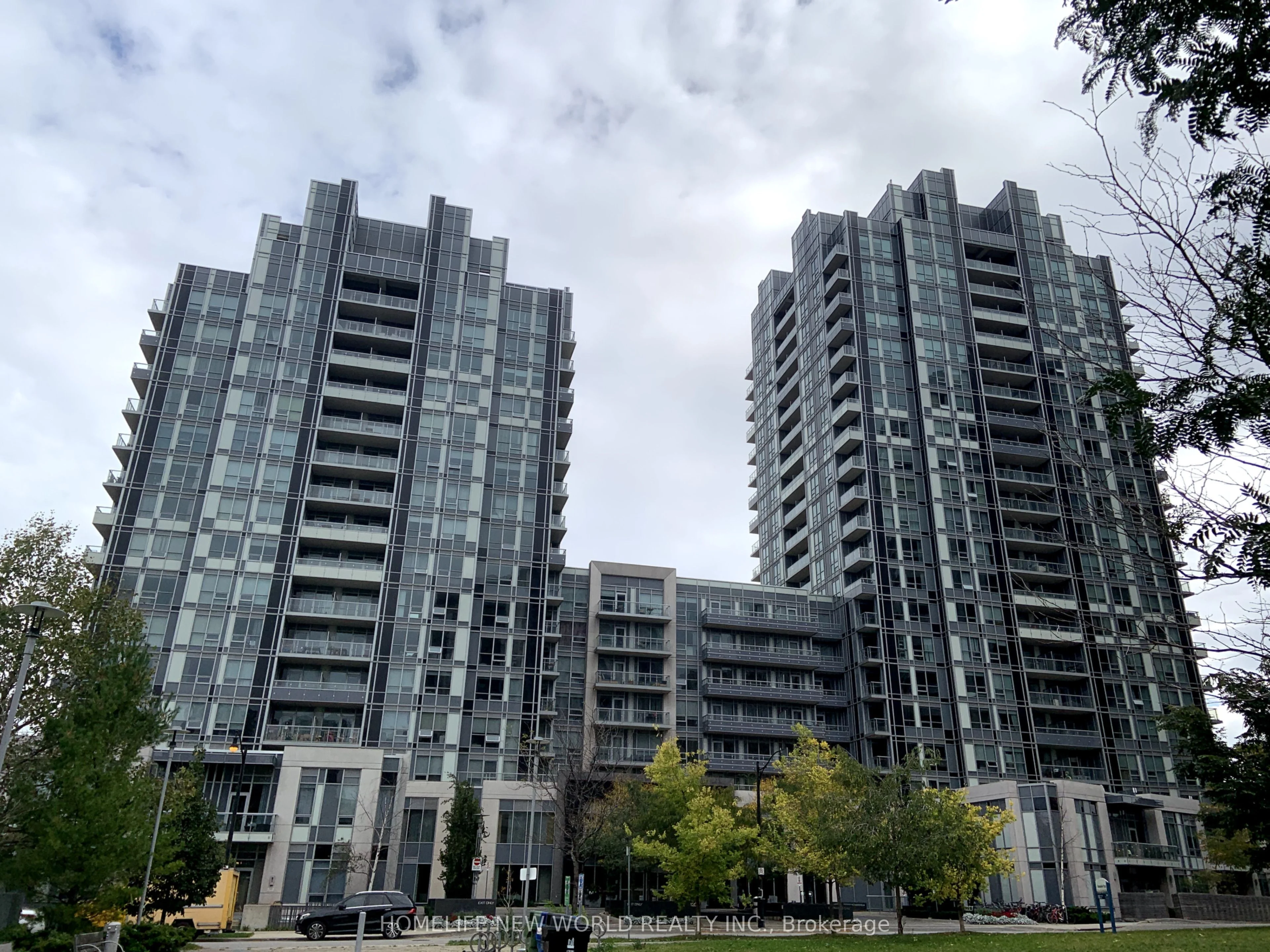 120 Harrison Garden Boulevard 2001, Toronto C14, On M2n 0h1