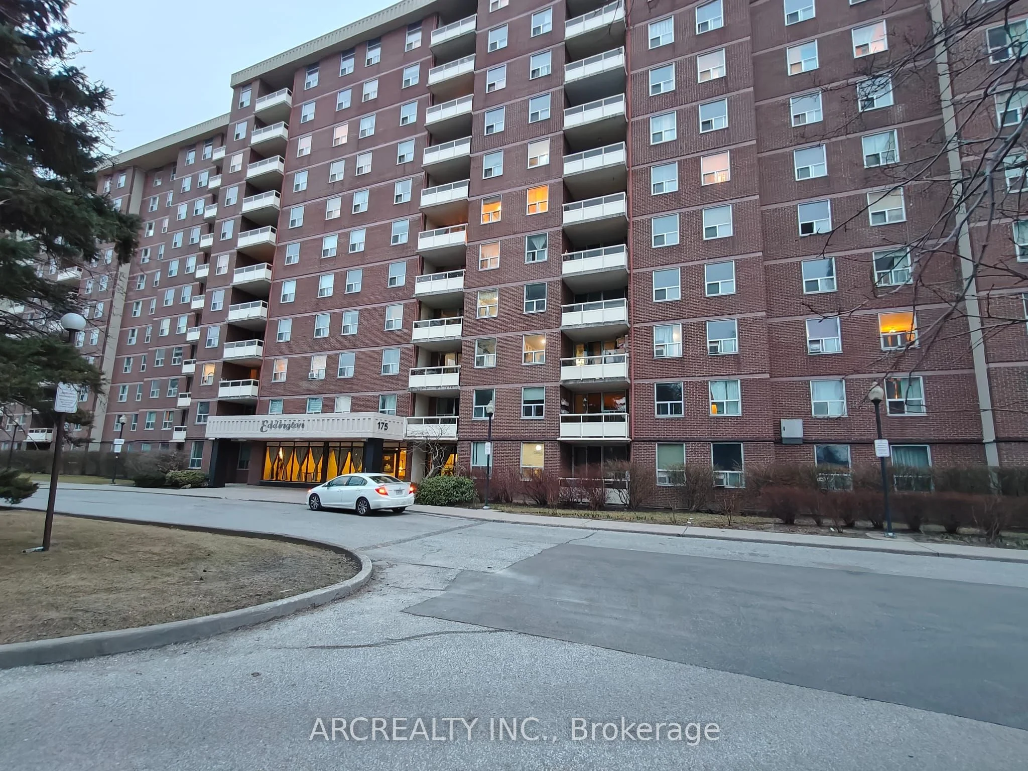 175 Hilda Avenue 305, Toronto C07, On M2m 1v8