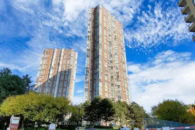 Condo Apartment in Toronto