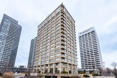 797 E Don Mills Road E 1501, Toronto C11, On M3c 1v1