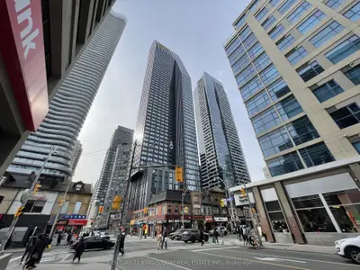 8 Wellesley Street W 1201, Toronto C01, On M4y 0j5