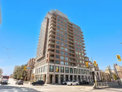 Condo Apartment in Toronto