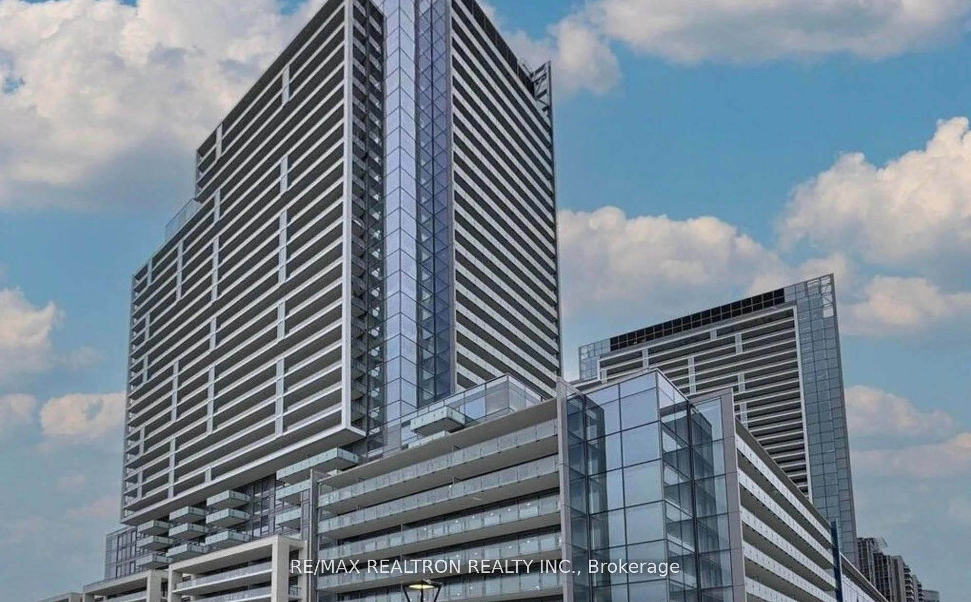 7 Golden Lion Heights N1307, Toronto C14, On M2m 3t9