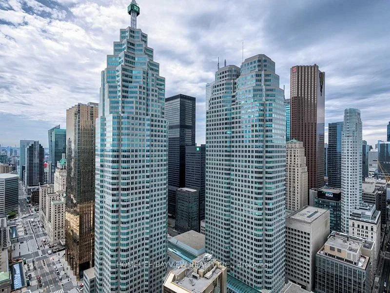 8 The Esplanade Street 4304, Toronto C08, On M5e 0a6