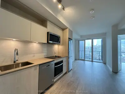 135 Lower Sherbourne Street 763 W, Toronto C08, On M5a 1y4
