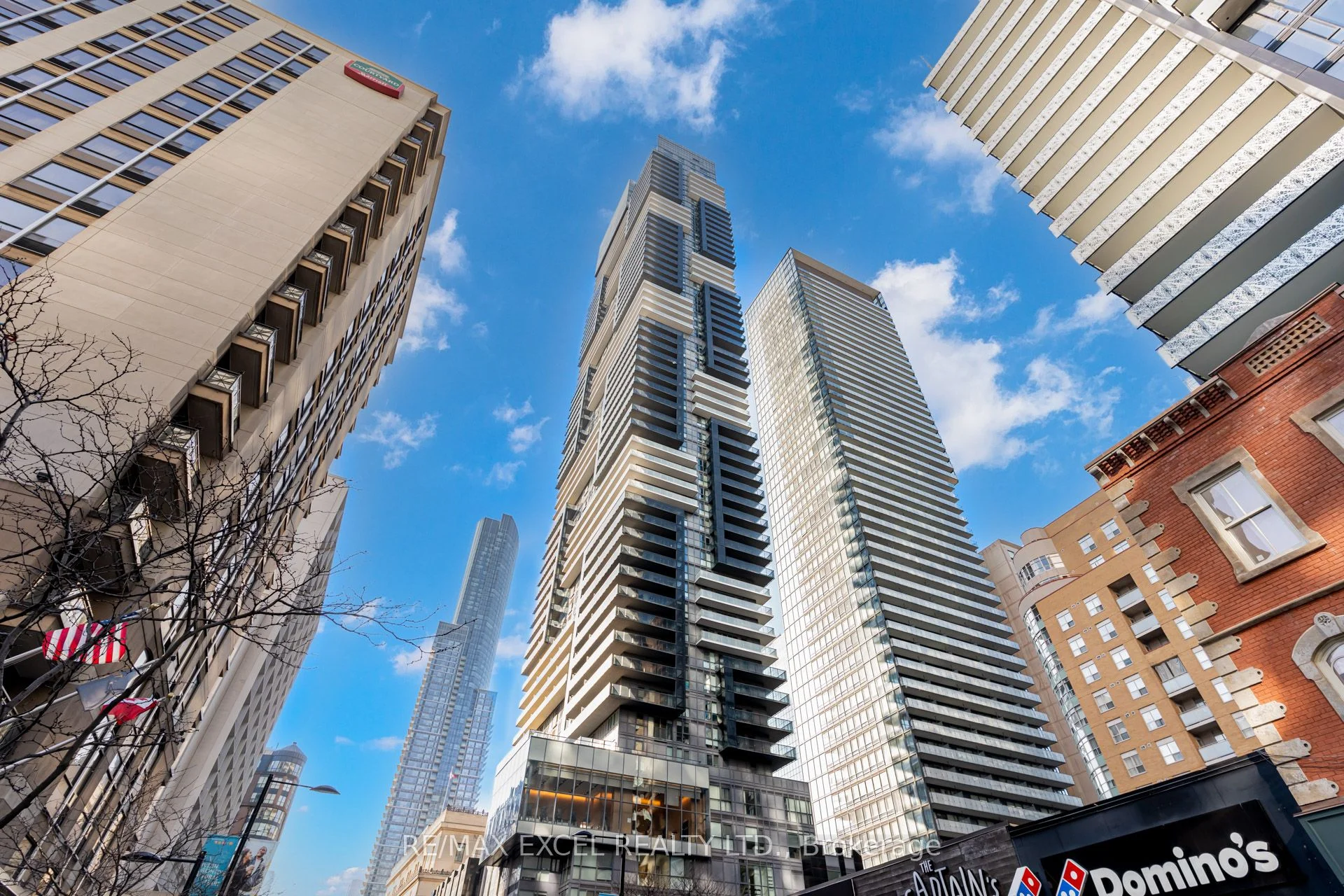 7 Grenville Street 1907, Toronto C01, On M4y 0e9