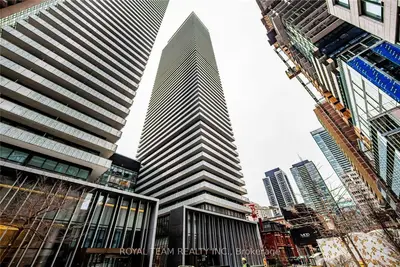50 Charles Street E 1501, Toronto C08, On M4y 0c3