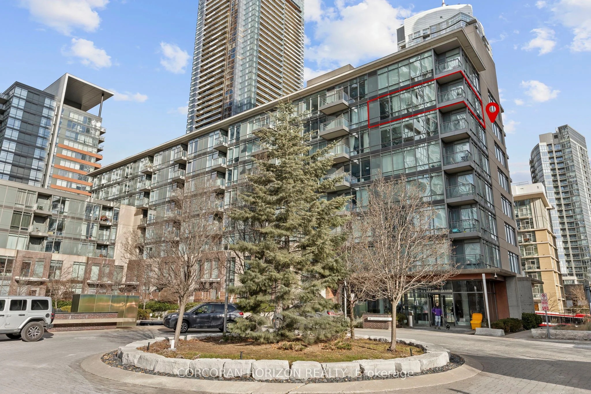 15 Brunel Court 718, Toronto C01, On M5v 3y6