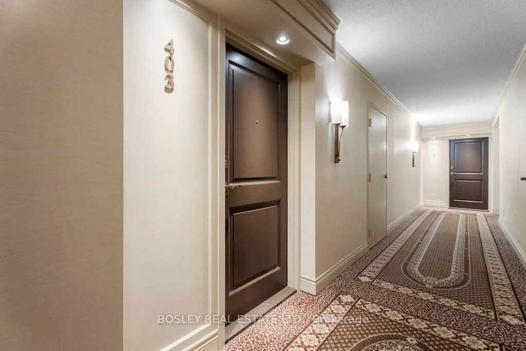 30 Wellington Street E 403, Toronto C08, On M5e 1s3