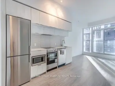 181 Dundas Street E 5501, Toronto C08, On M5a 0n5